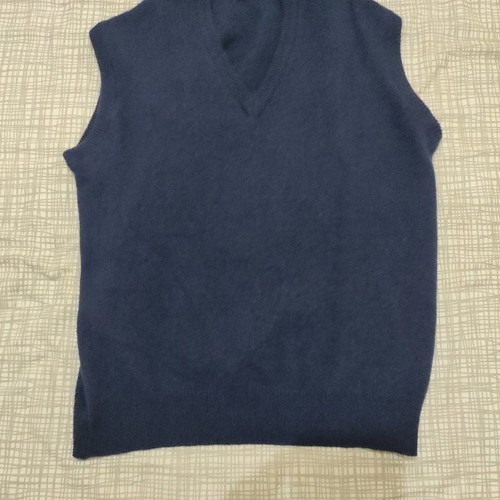 Men's vest size M like new, navy blue