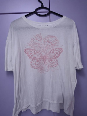 T shirt white size M like new