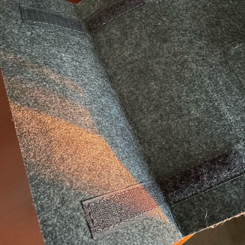 Bed storage pocket like new
