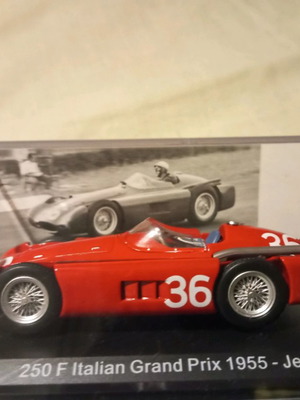 Maserati 250F 1:43 miniature new (1955)