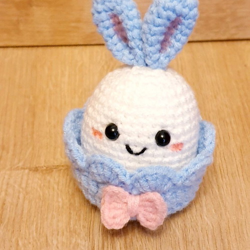 Easter Bunny in Blue Handmade Knitted Basket New