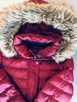 Tommy Hilfiger women's long jacket like new, size S, red