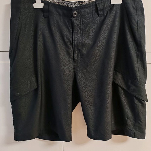 Jordan golf cargo shorts like new, size 3XL, black