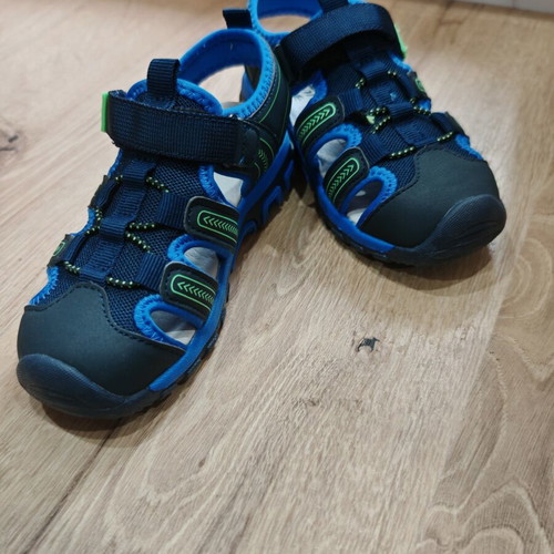 Crane Kids Sandals Size 28 New