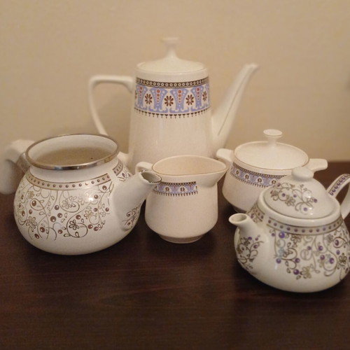 Home Decorations like new, assorted set