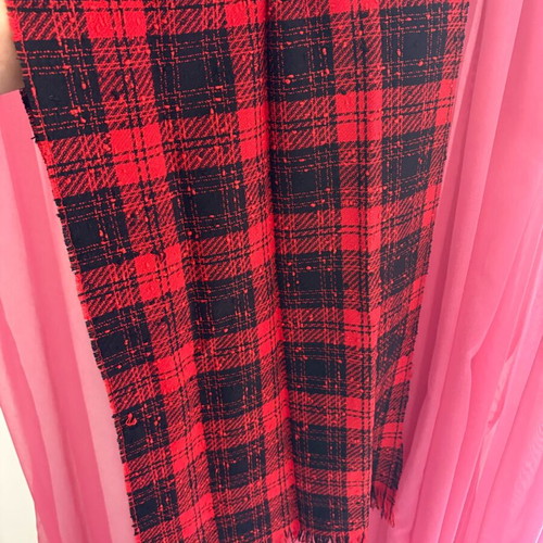 Scarf checked red black like new