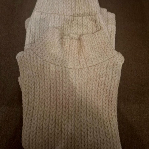 Zazu knitted set like new, beige mini skirt and top