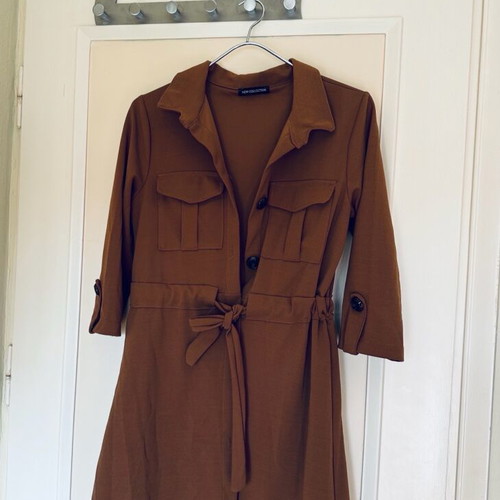 Brown mini dress with buttons like new, size L