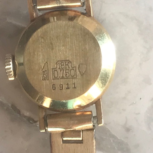 Avia vintage 18k gold women's watch used