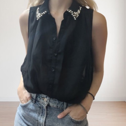 Sleeveless women's shirt Only black XS like new, see-through with pearl collar
