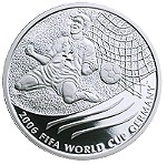  5 Dollar 2003 Elizabeth II , FIFA World Cup   .