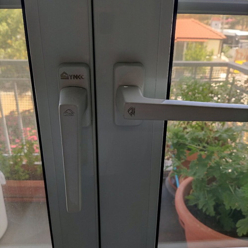 PVC door Synco used with frame and shutter