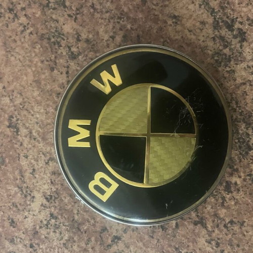 BMW emblem like new