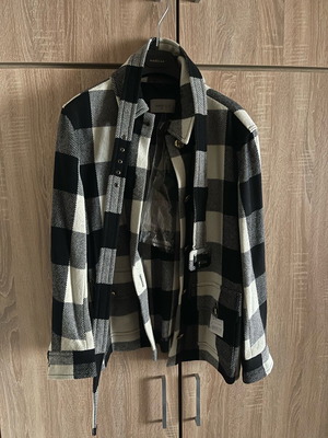 Marella wool jacket like new, size 34, oversized, black and white