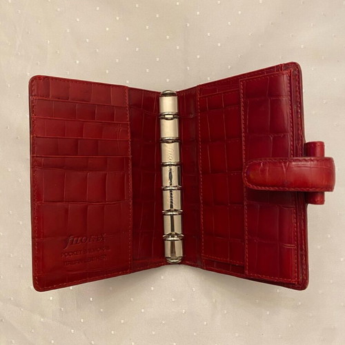 Filofax leather agenda and Croc-style key holder like new