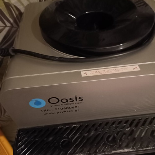 Oasis water cooler for 10/20 liter bottles
