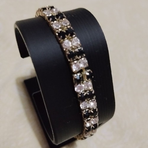 Elastic bracelet with rhinestones like new, black and white