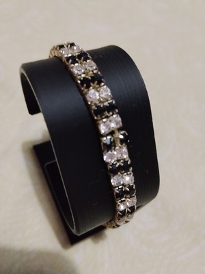 Elastic bracelet with rhinestones like new, black and white