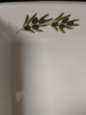 Rectangular ceramic tray like new for baking and serving