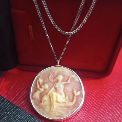 Cameo necklace 925 silver with Greek Muses, used