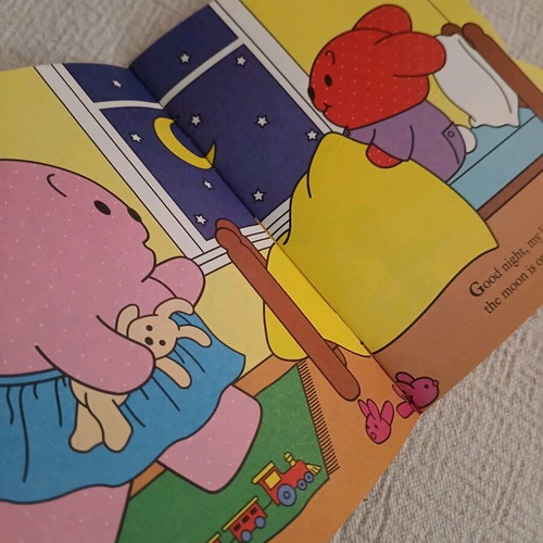 English books like new, set of 3 for children