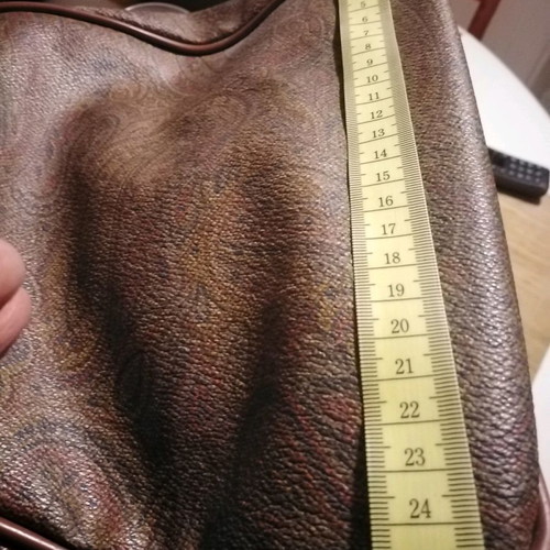 Brown travel sack used with leather details