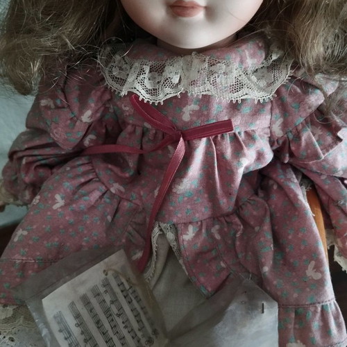 Vintage porcelain dolls used, pack of 3, 90s collection