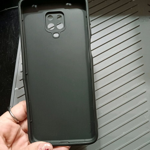 Sonique Marble Series case for Xiaomi Redmi Note 9 new, black and gold