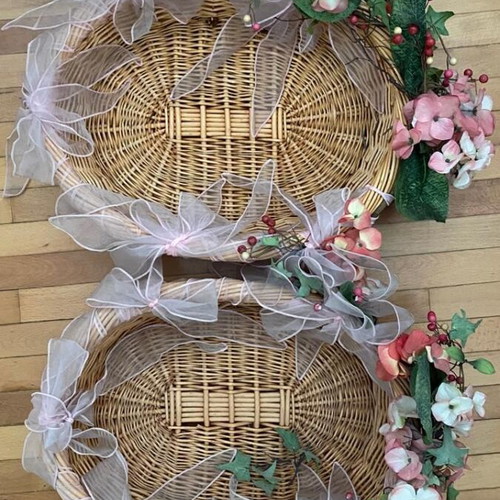 Handmade wicker baskets set of 2, like new, wedding and baptism