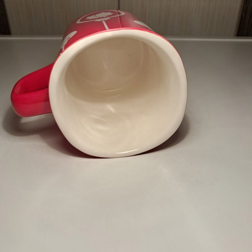 Nescafe Christmas cup rare, like new