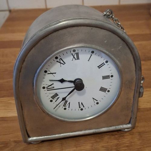 Antique Style Pewter Table Clock like new with battery mechanism