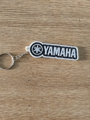 Yamaha printed keychain like new, pla+ material, white