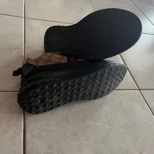 Sneakers women's used, size 40, black and beige, athletic