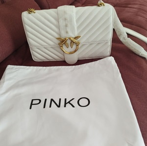 Pinko нова чанта