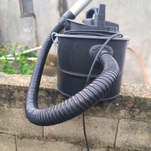 Fireplace ash vacuum like new