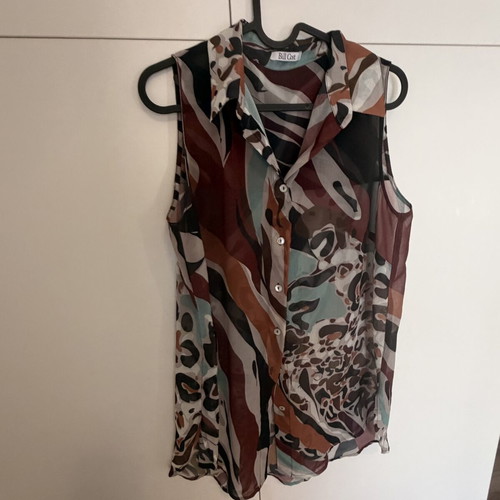 Bill Cost Sheer Sleeveless Shirt size S like new, multicolor