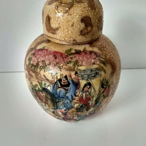Satsuma vases used, set of 2, height 13 cm