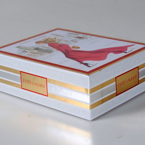 Estée Lauder luxury box like new, multicolored