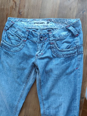 Stefanel denim capri pants medium size like new, blue