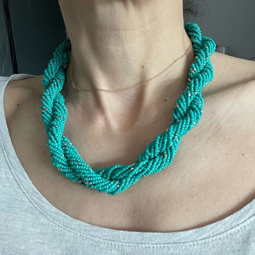 Women's necklace like new with turquoise and silver beads, H&M