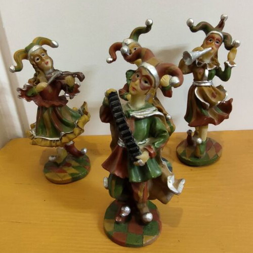 Musical figures handmade rare set of 4 polyresin like new