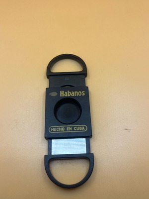 Cigar cutter used