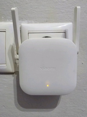 XIAOMI wifi booster repeater used signal amplifier