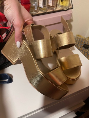 H&M gold platform shoes like new, size 39