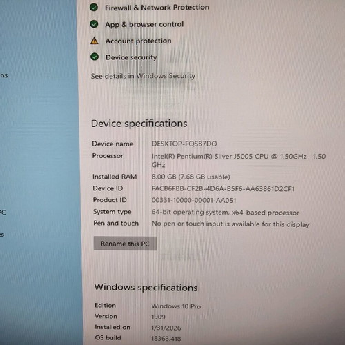 Mini PC 17Nuc 8GB 256 SSD 4 cores like new