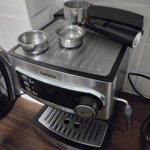 Izzy Barista Coffee Machine used, 20 bar