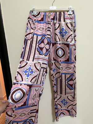 Shein wide-leg pants with unique print, new, size XS/S, pink multicolor