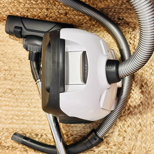 AEG VX4-1-CB-P X Efficiency vacuum cleaner with two cloth bags and filter