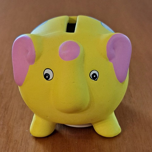 Piggy banks like new set of 4 with strawberry, piglets and elephant