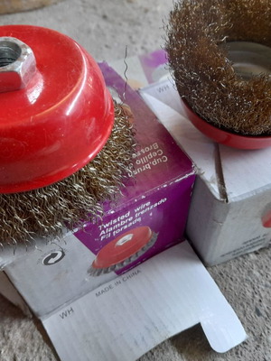 Large cup wire brushes, pack of 2, new